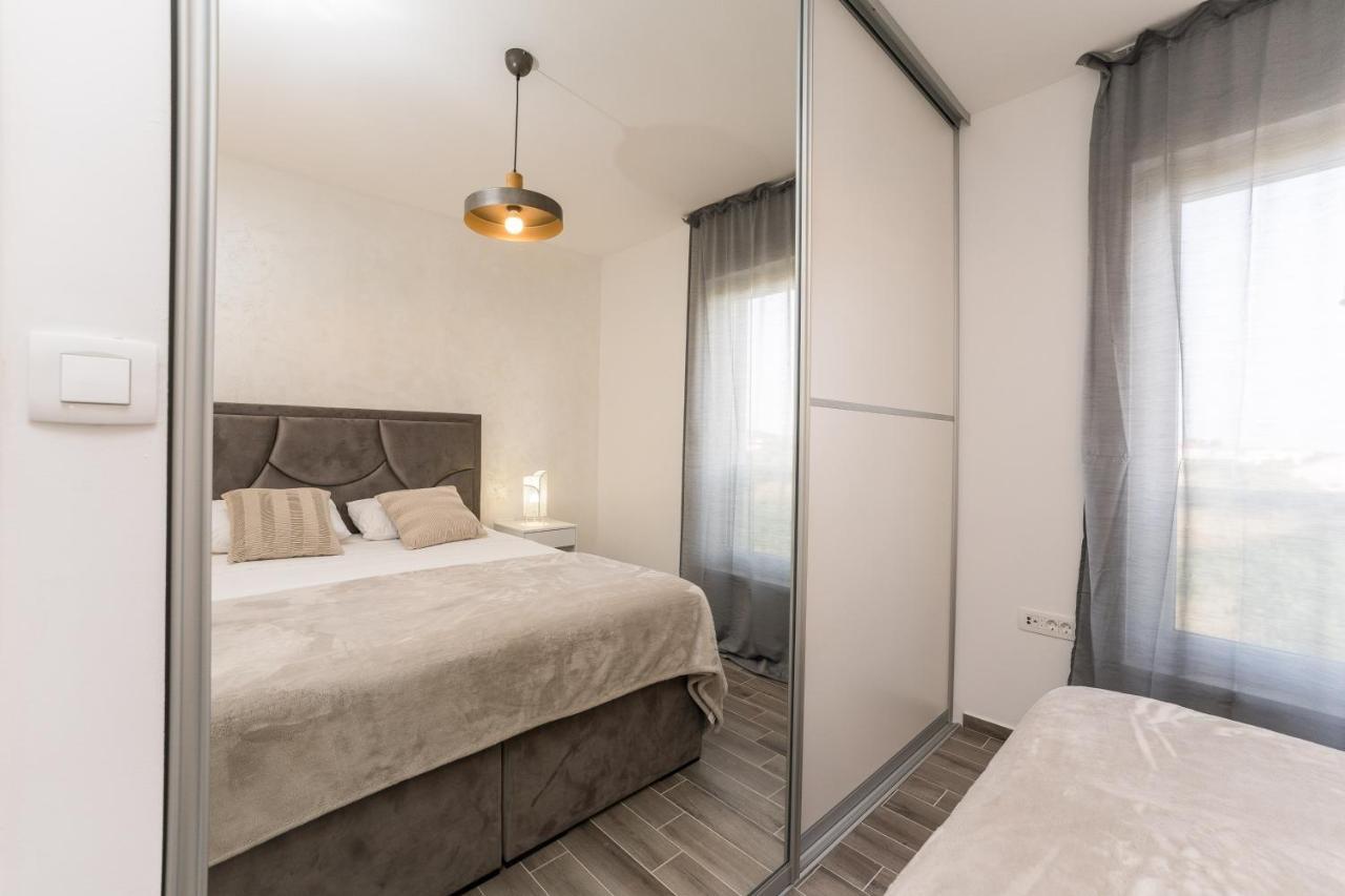 Luxury D Apartments Bibinje Extérieur photo